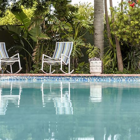 Admirals Lodge Guest House And Brightways Self Catering Apartments Порт-Элизабет Экстерьер фото